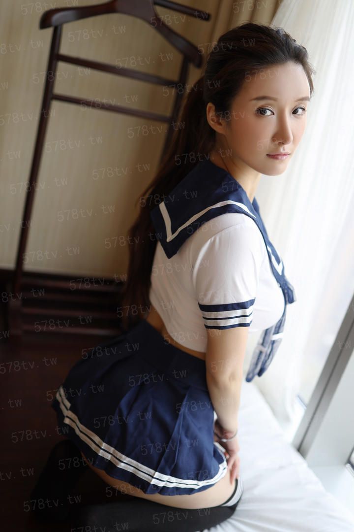 住大叔家 与离家辣妹的双赢性爱生活 d_091737